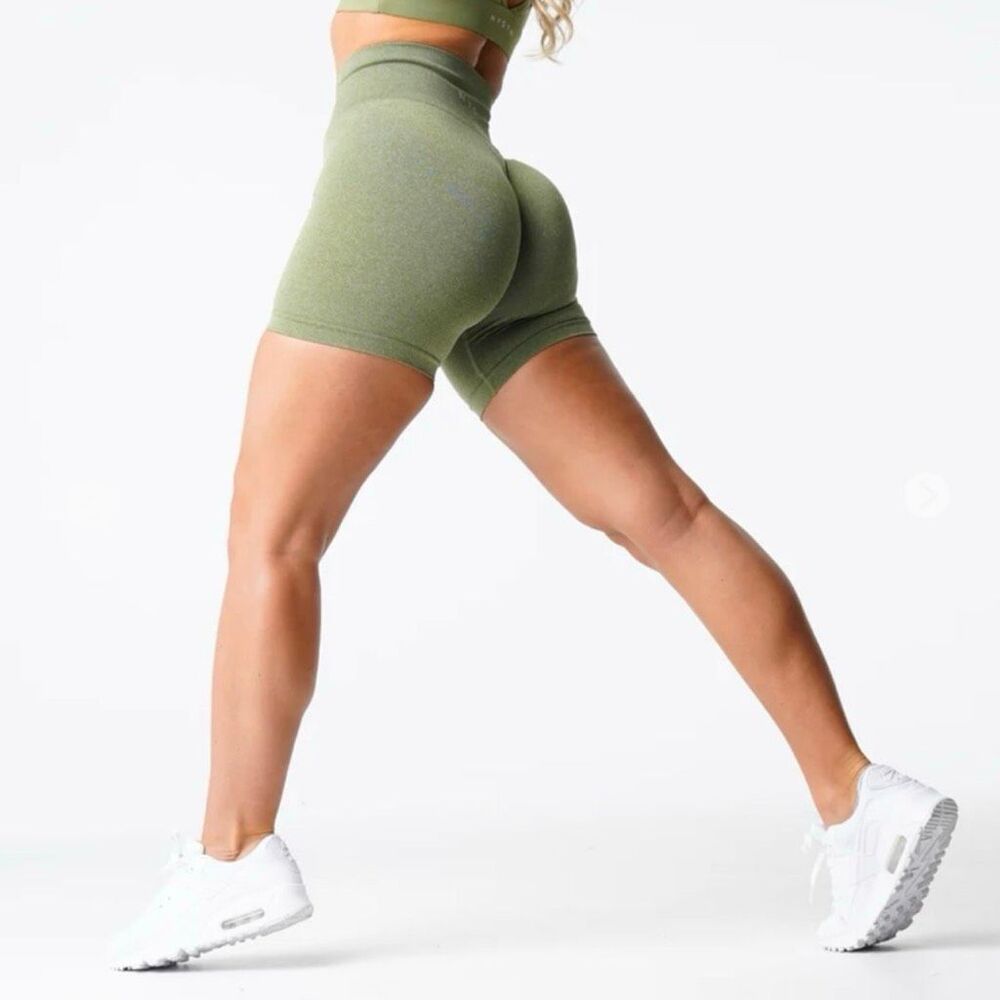 NVGTN Green Pro Seamless Shorts High Rise Medium Women